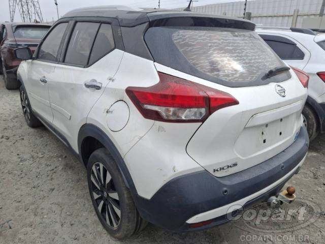 2018 NISSAN KICKS 