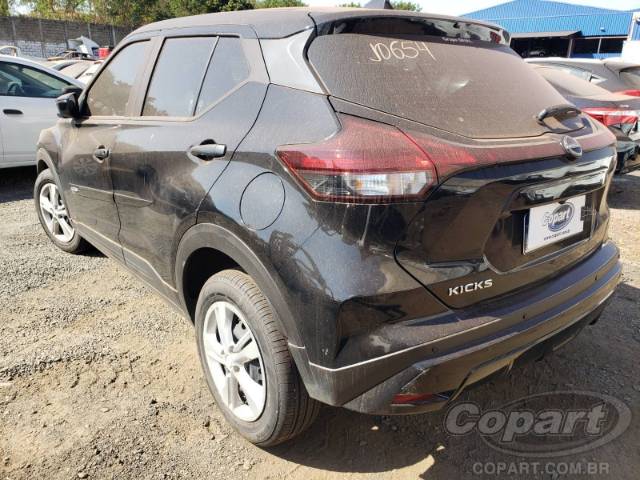 2024 NISSAN KICKS 