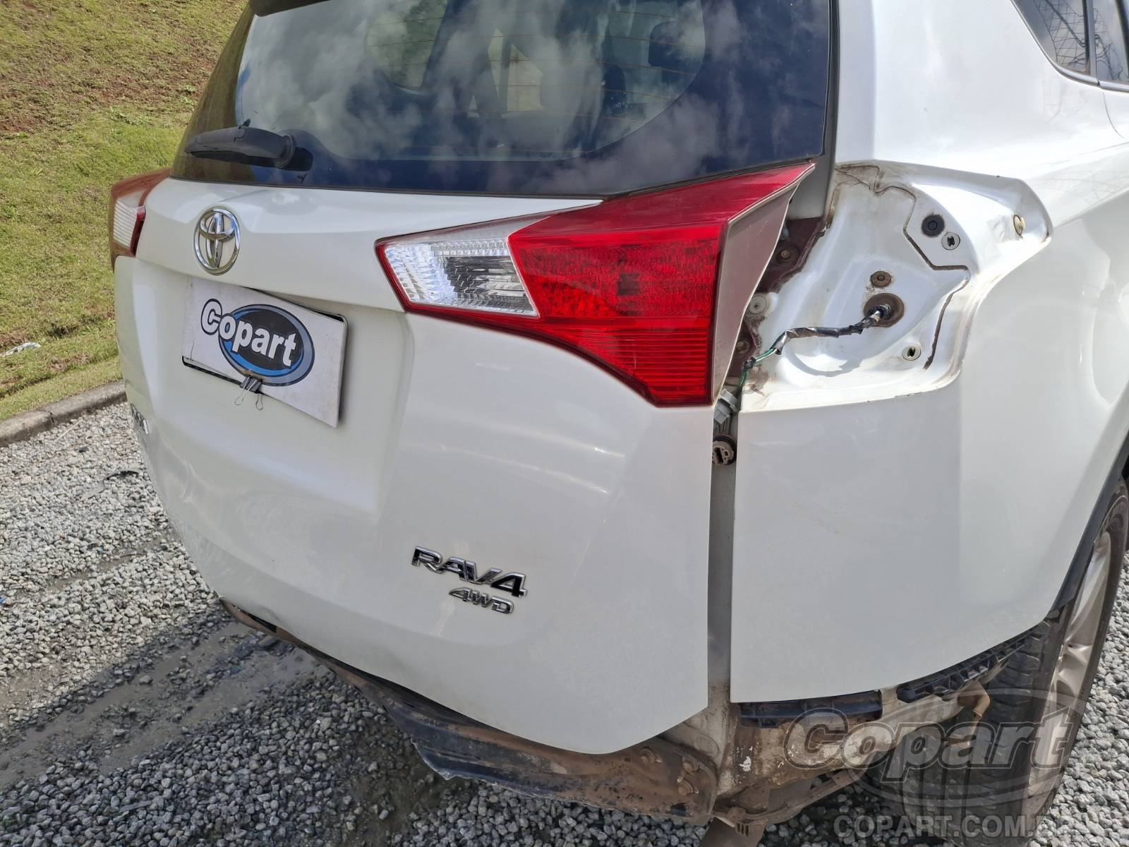 2014 TOYOTA RAV4 — foto 11 de 14