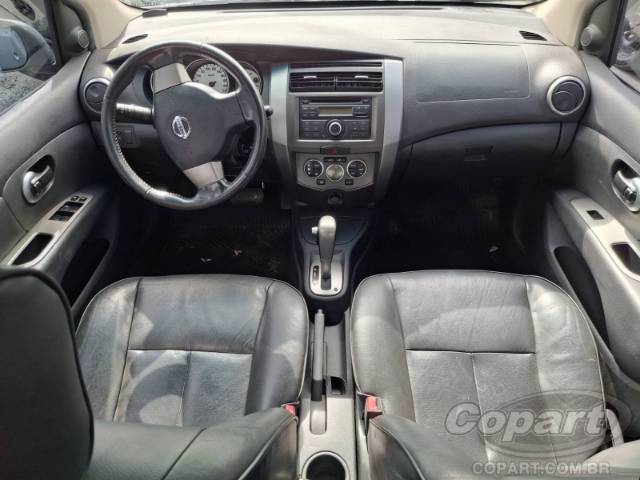 2014 NISSAN GRAND LIVINA 