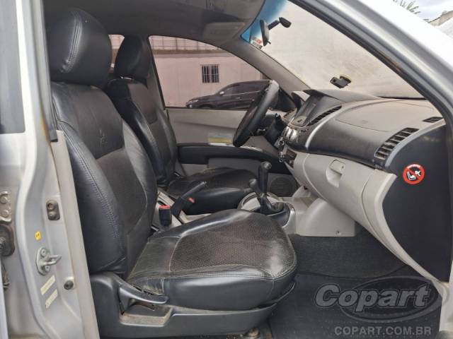 2010 MITSUBISHI L200 TRITON 