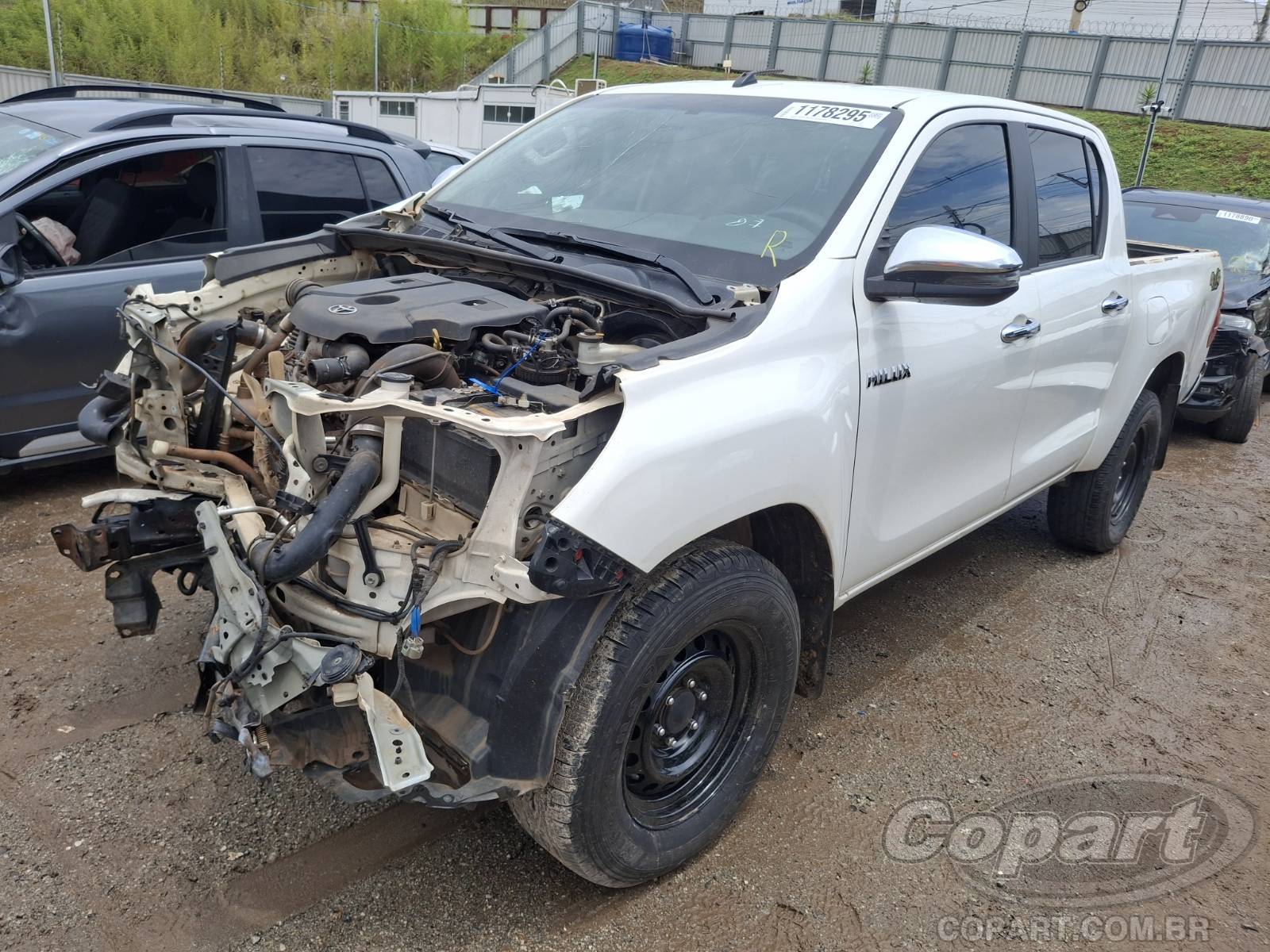 Foto 2: 2020 TOYOTA HILUX CD