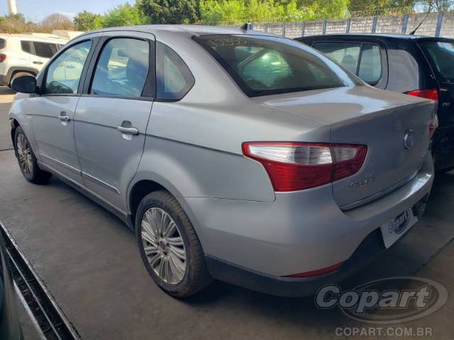 2015 FIAT GRAND SIENA 