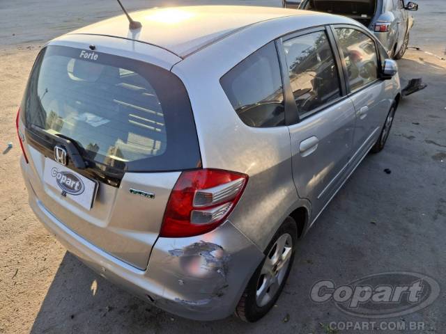 2010 HONDA FIT 
