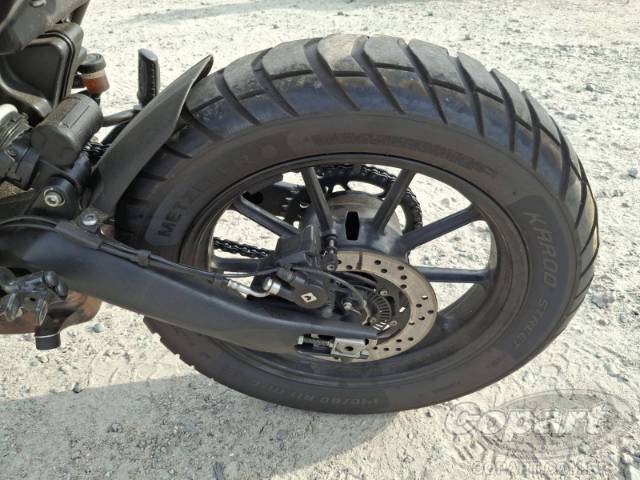 2024 TRIUMPH SCRAMBLER 