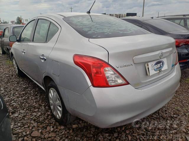 2013 NISSAN VERSA 