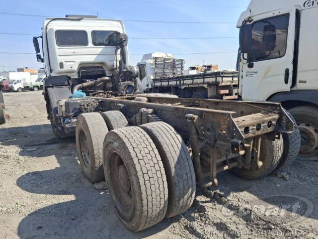 2020 MERCEDES BENZ AXOR 