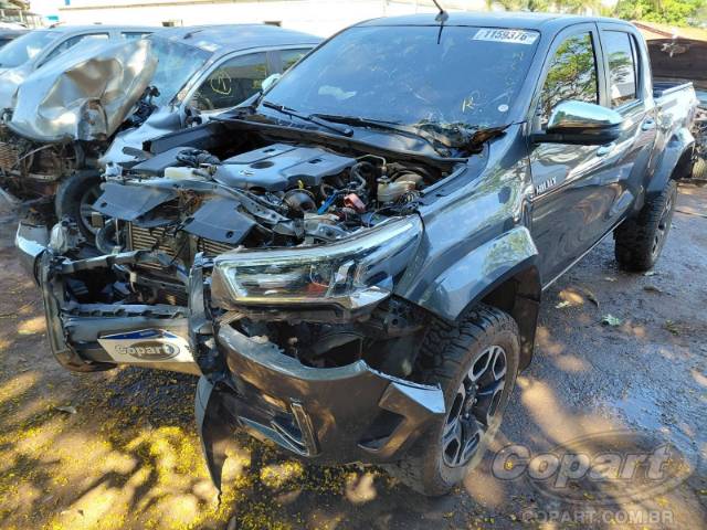 2024 TOYOTA HILUX CD 