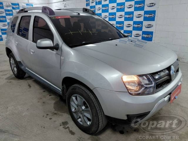 2020 RENAULT DUSTER 