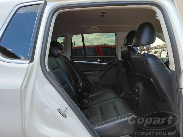 2012 VOLKSWAGEN TIGUAN 