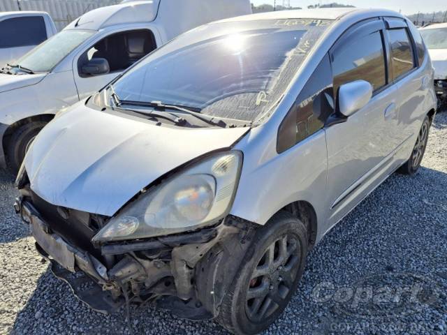2009 HONDA FIT 