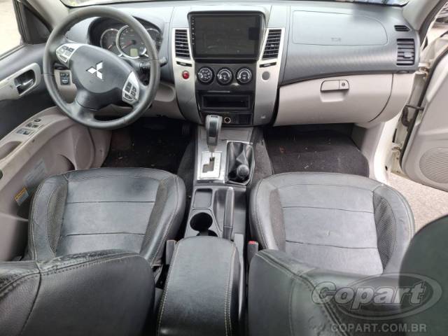 2013 MITSUBISHI PAJERO DAKAR 