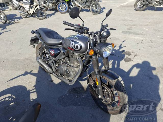 2026 ROYAL ENFIELD HUNTER 