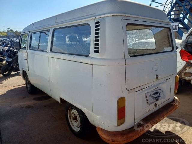1999 VOLKSWAGEN KOMBI 