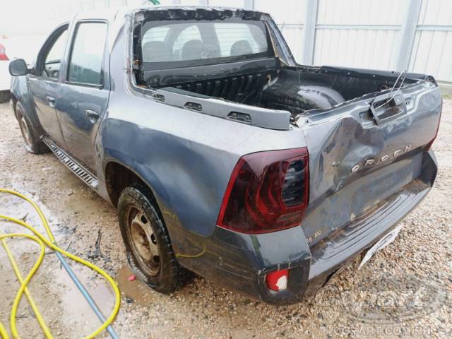 2019 RENAULT DUSTER OROCH 