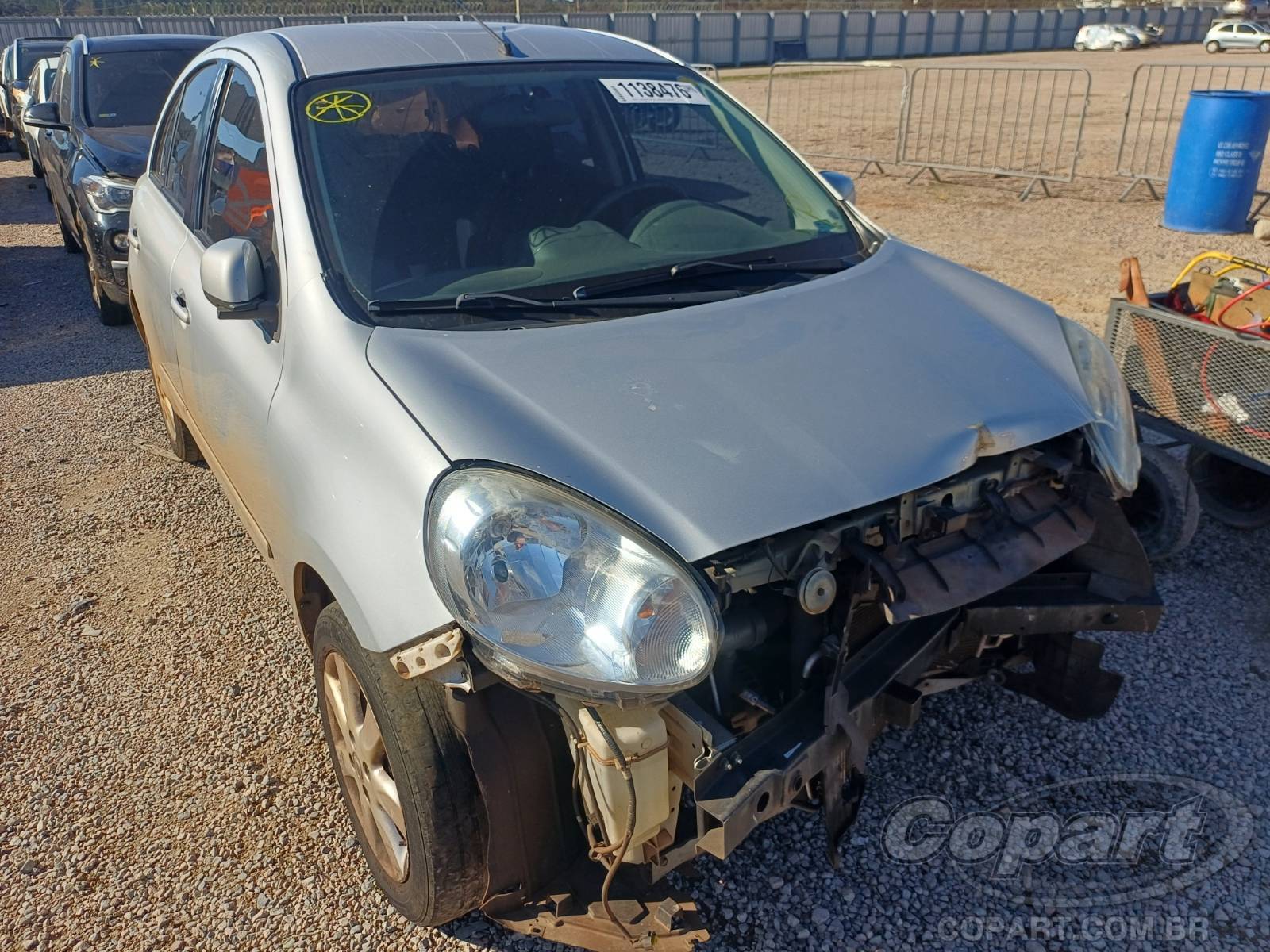 Veículo Nissan March NISSAN MARCH 2014 1.0 16V Flex 2014 em leilão