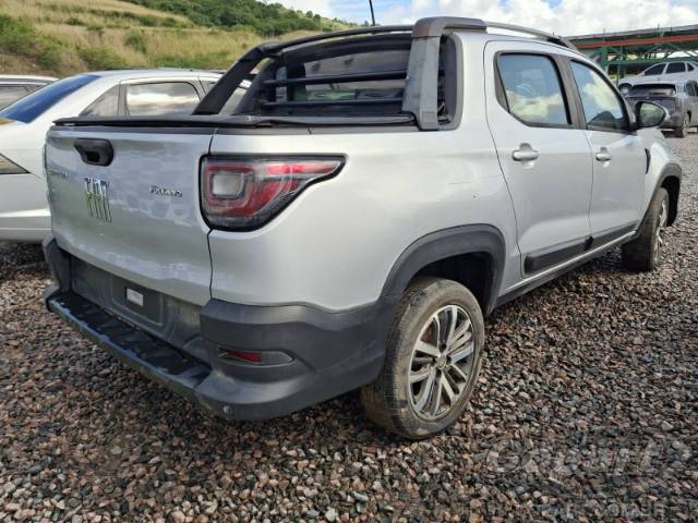 2021 FIAT STRADA CD 