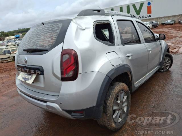 2019 RENAULT DUSTER 