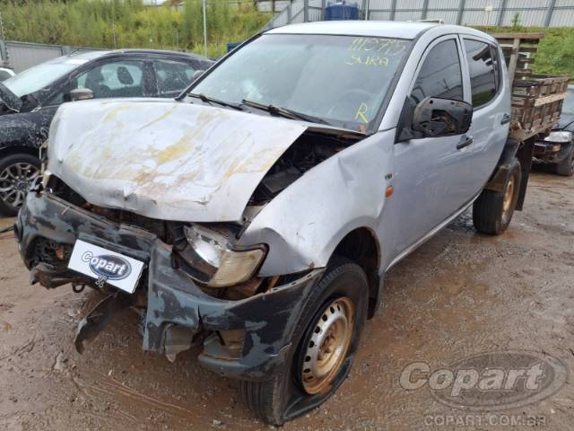2015 MITSUBISHI L200 TRITON 