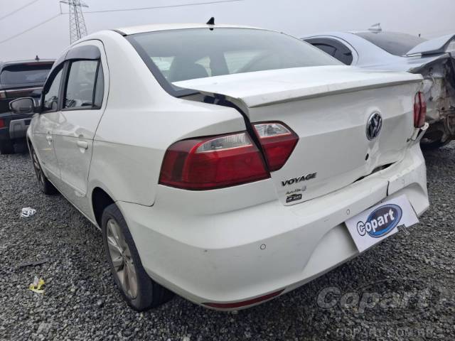 2017 VOLKSWAGEN VOYAGE 