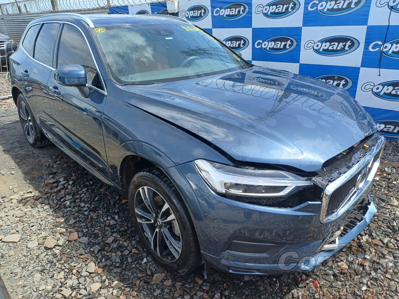 Veículo Volvo XC60 2019 VOLVO XC60 T5 Momentum AWD 2.0 Drive-e Turbo 2019 em leilão