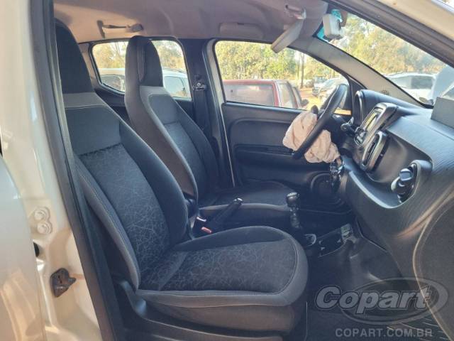 2017 FIAT MOBI 