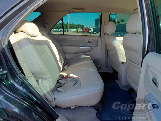 2006 TOYOTA HILUX SW4 