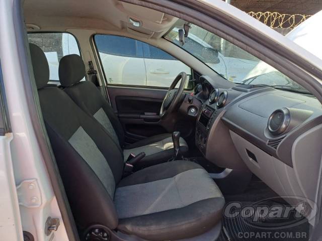 2014 FORD FIESTA 