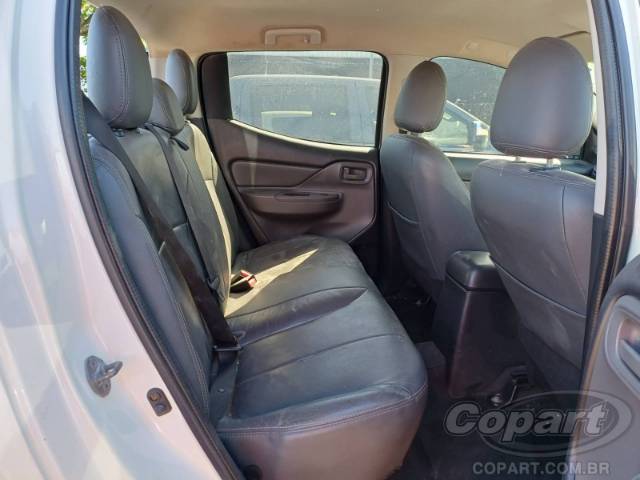 2021 MITSUBISHI L200 TRITON 