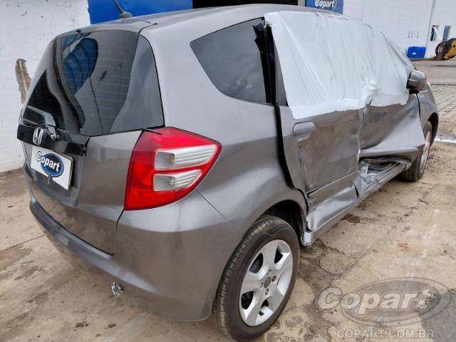 2011 HONDA FIT 