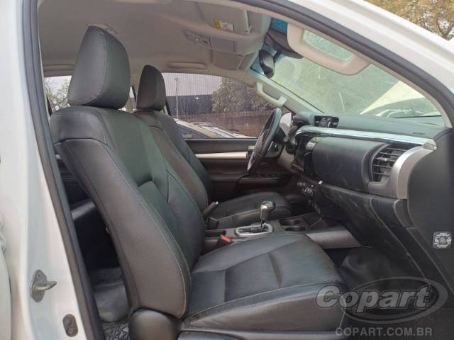 2024 TOYOTA HILUX CD 