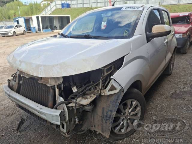 2017 FIAT MOBI 