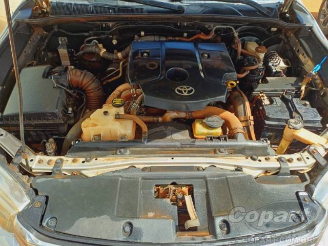 2017 TOYOTA HILUX CD 