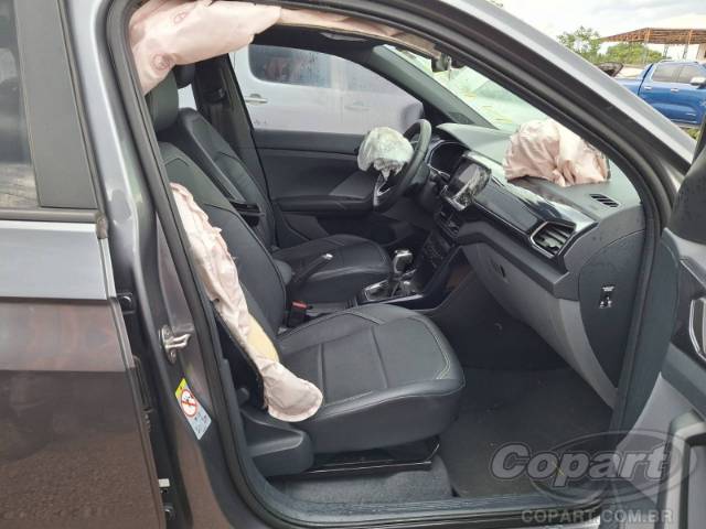 2022 VOLKSWAGEN T-CROSS 