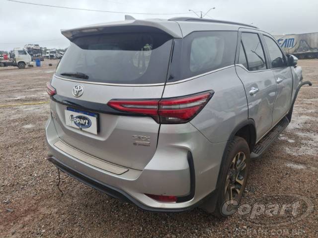 2025 TOYOTA SW4 