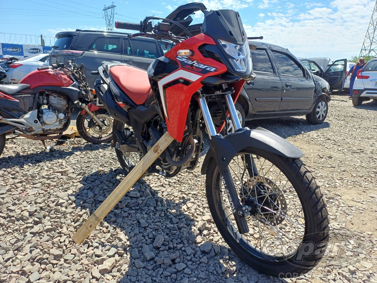 Veículo HONDA XRE 2025 HONDA XRE SAHARA 300 Rally 2025 em leilão