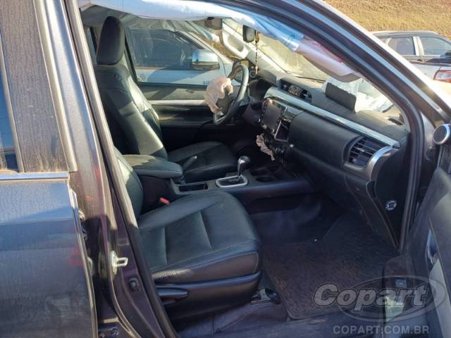 2022 TOYOTA HILUX CD 