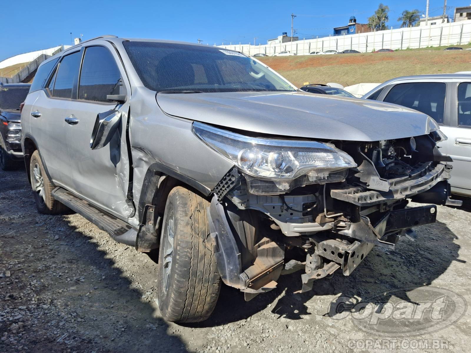Veículo Toyota Hilux SW4 TOYOTA HILUX SW4 SR 2.7 16V VVT-i 2017 2017 em leilão