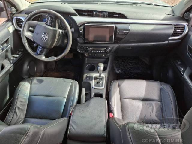 2017 TOYOTA HILUX CD 