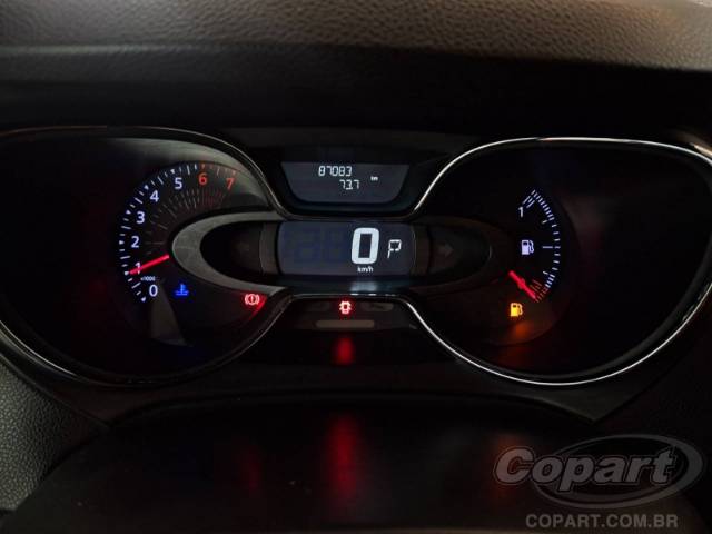 2021 RENAULT CAPTUR 