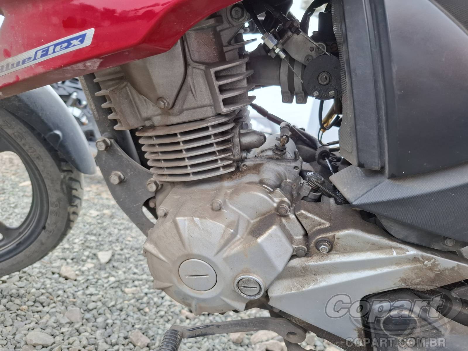 Foto 6 de 10: 2014 YAMAHA FAZER