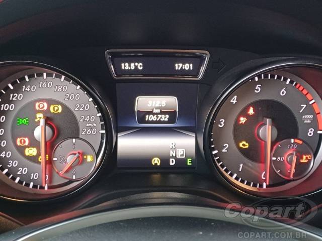 2015 MERCEDES BENZ GLA 
