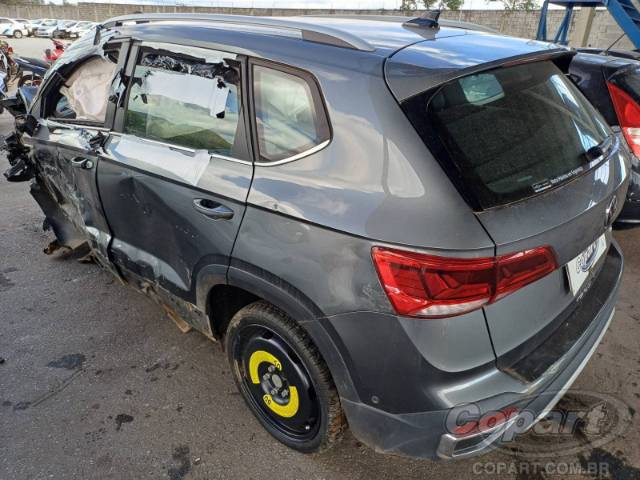 2024 VOLKSWAGEN TAOS 