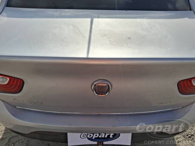 2015 FIAT GRAND SIENA 