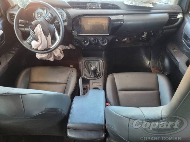 2025 TOYOTA HILUX CD 