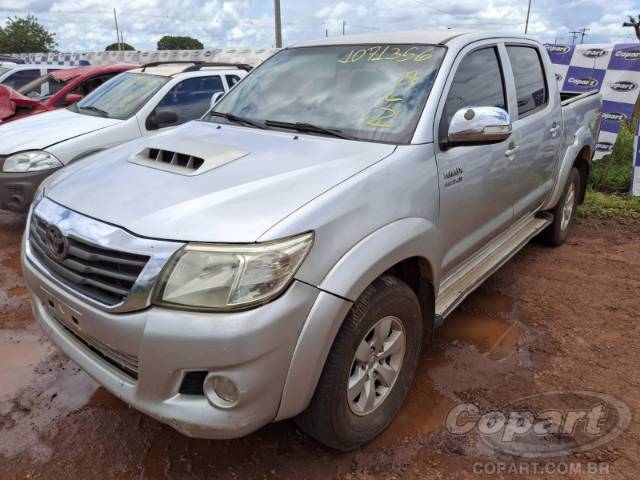 2013 TOYOTA HILUX CD 
