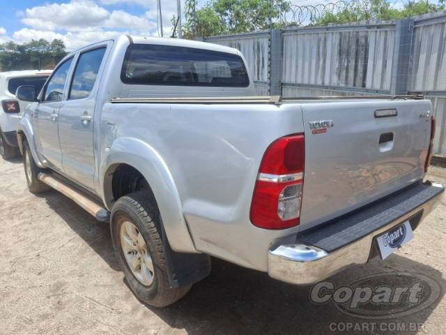 2014 TOYOTA HILUX CD 