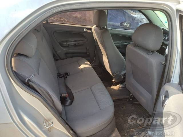 2009 VOLKSWAGEN GOL 