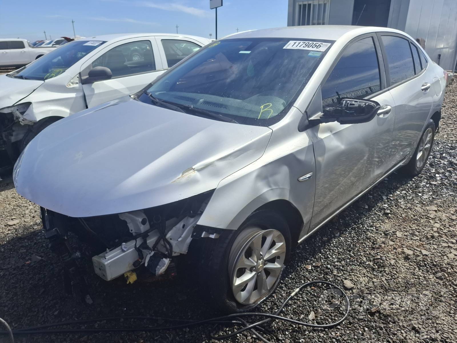 Foto 2: 2020 CHEVROLET ONIX PLUS