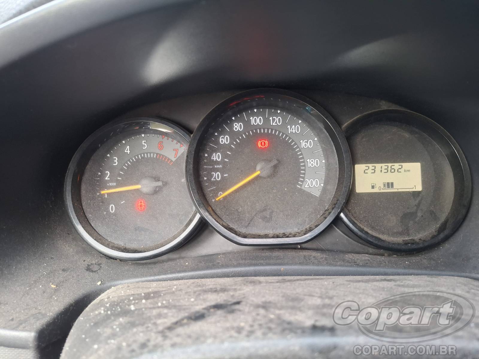 Foto 8 de 10: 2018 RENAULT LOGAN